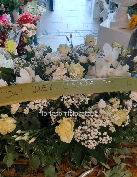Corona funebre tonalità del bianco