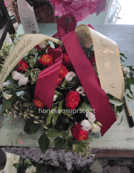 Cuscino funebre a forma di cuore