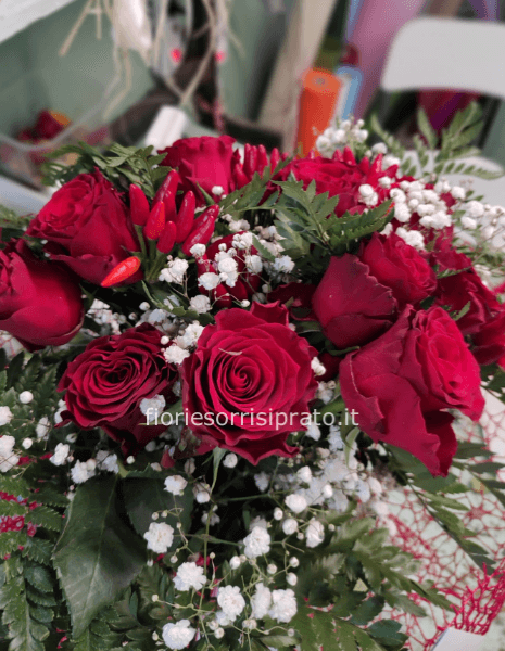 Bouquet di 10 rose rosse 