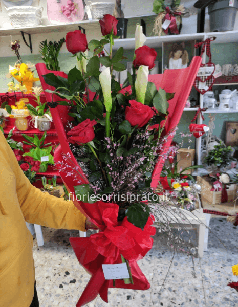 Mazzo di fiori a gambo lungo