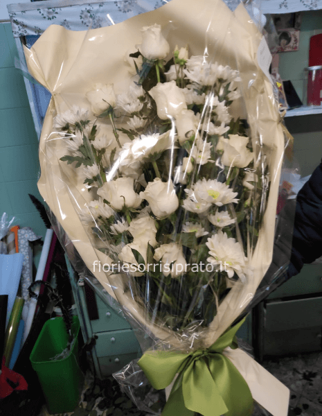Mazzo funebre bianco