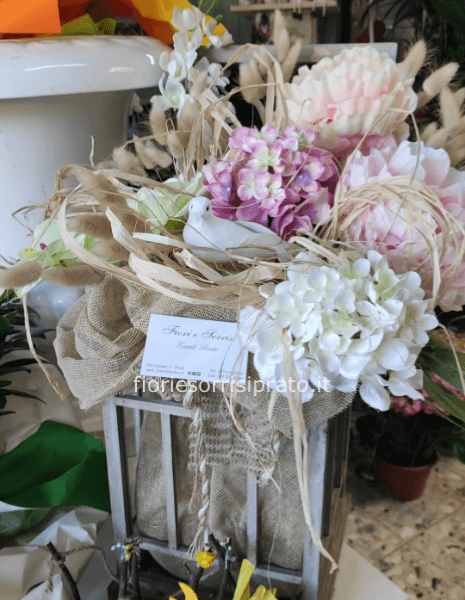 Composizione finta nella lanterna