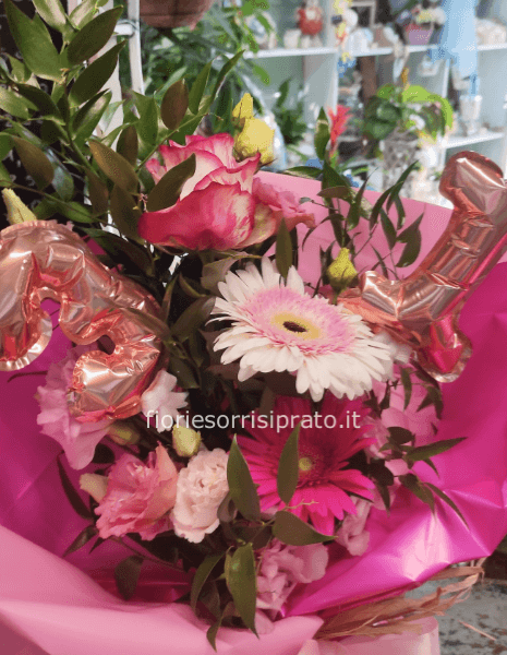 Mazzo di fiori palloncini