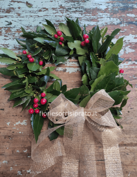 Corona d'alloro con iperico e nastro oro