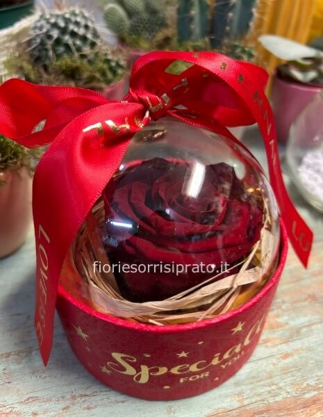 SCATOLINA CON ROSA STABILIZZATA 